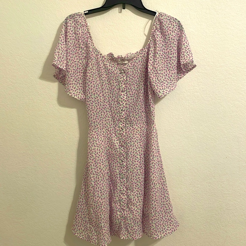 Beautiful, Flowy and feminine Dress